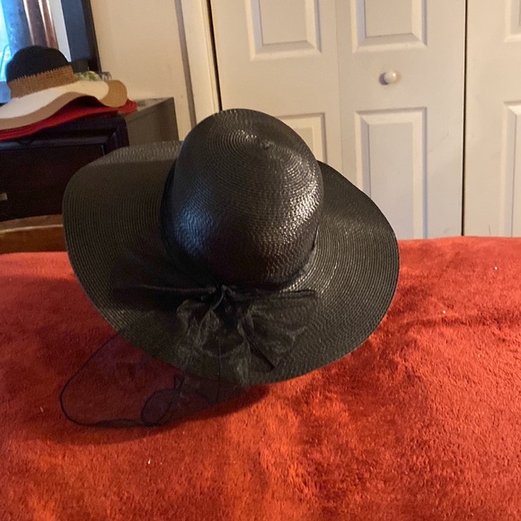 Navy blue hat with bow n back - Picture 5 of 8